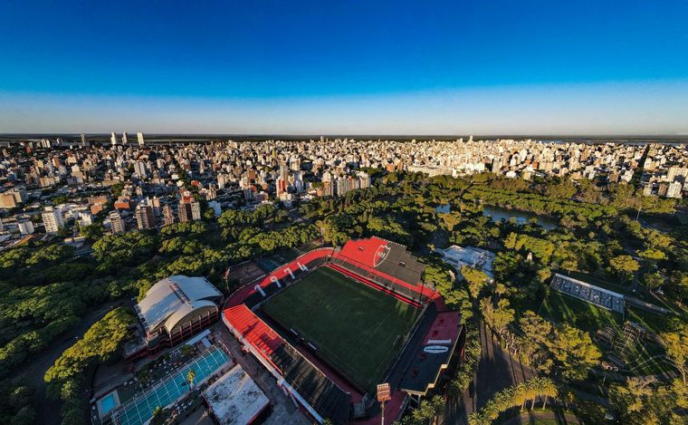 FOTO: Circuito Messi: un viaje al mundo del astro del fútbol en su barrio de Rosario.