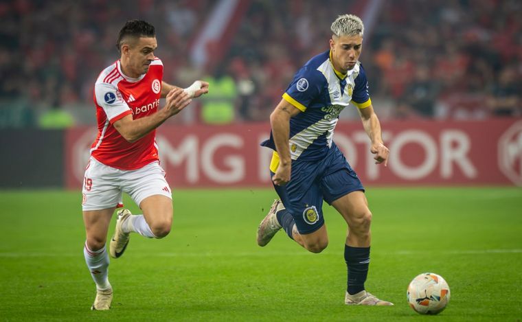 FOTO: Rosario Central vs. Inter de Porto Alegre. 16vos de final. Copa Sudamericana 2024.