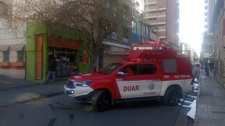 FOTO: Susto en Córdoba por incendio en un departamento: 20 autoevacuados