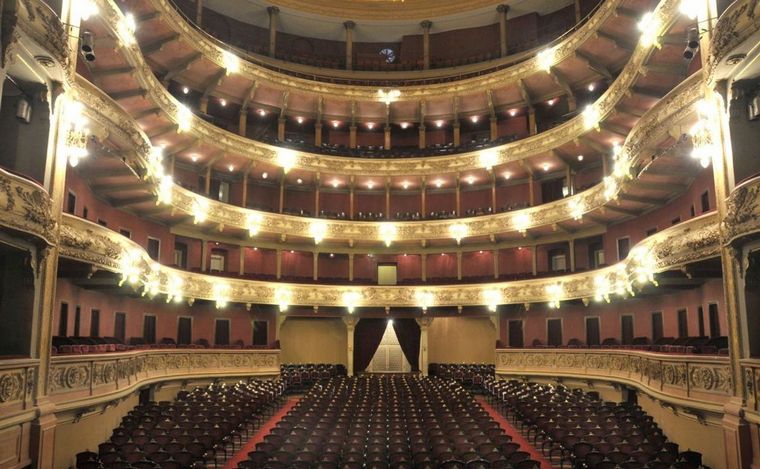 FOTO: Teatro El Círculo: Monumento Histórico lleno de misterios y magia en Rosario.