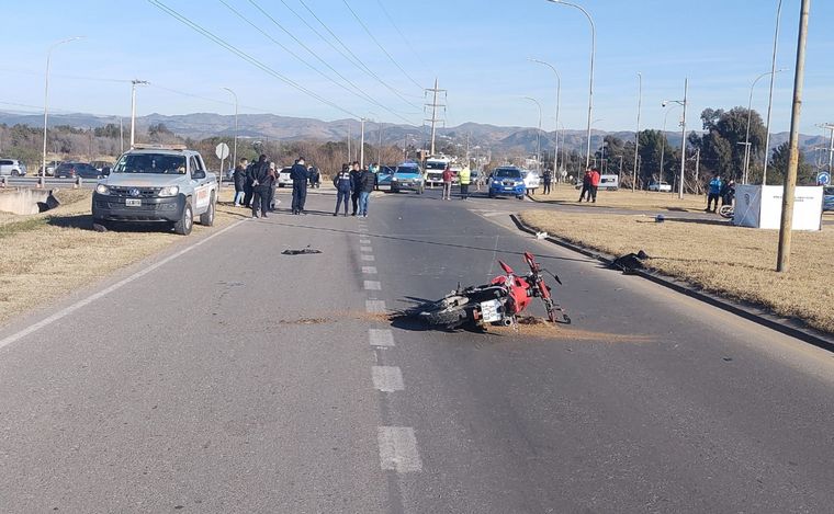 FOTO: Murió una mujer tras un choque de motos en Villa Allende.