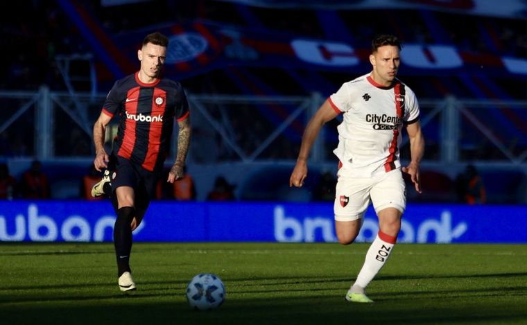 FOTO: Newell's vs. San Lorenzo. Fecha 8. Copa de la Liga Profesional 2024. 