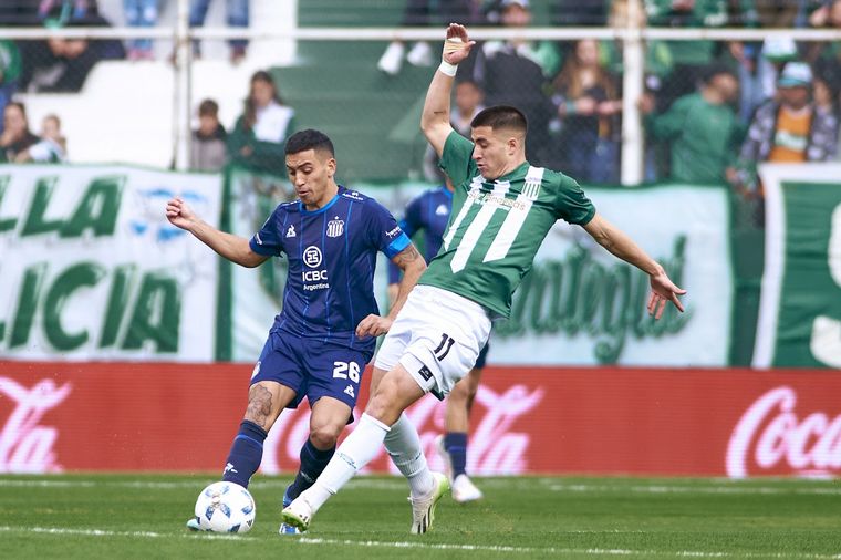 FOTO: Marcos Portillo, uno de los mejor de la cancha. (Foto: Prensa Talleres)