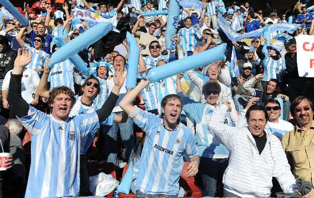 FOTO: El color de la previa Argentina-Uruguay en Santa Fe.