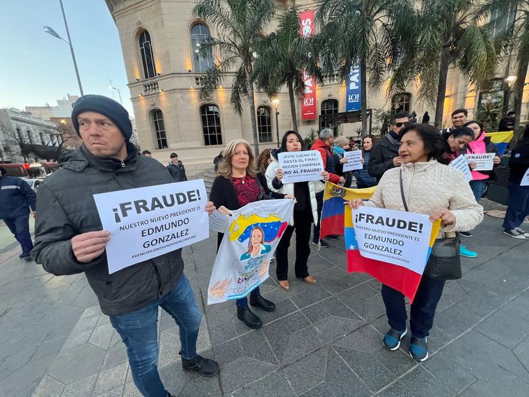 FOTO: Manifestaciones contra Maduro en Córdoba. 