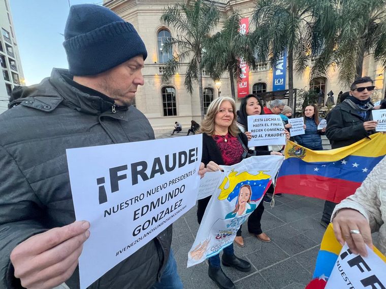 FOTO: Manifestaciones contra Maduro en Córdoba. 