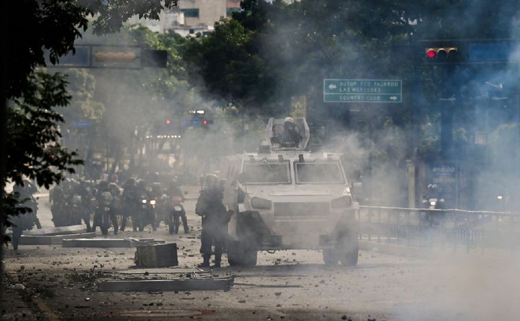 FOTO: Ya son cuatro los muertos por las masivas protestas en Venezuela. (Foto: AFP/CNN)