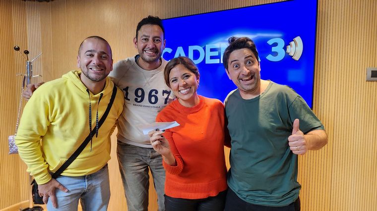 FOTO: Los Pelafustanes visitaron los estudios de Cadena 3 en la previa del reencuentro