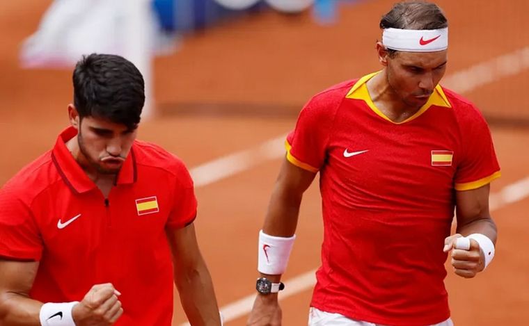 FOTO: Carlos Alcaraz y Rafa Nadal siguen a paso firme. (Foto:Marca)