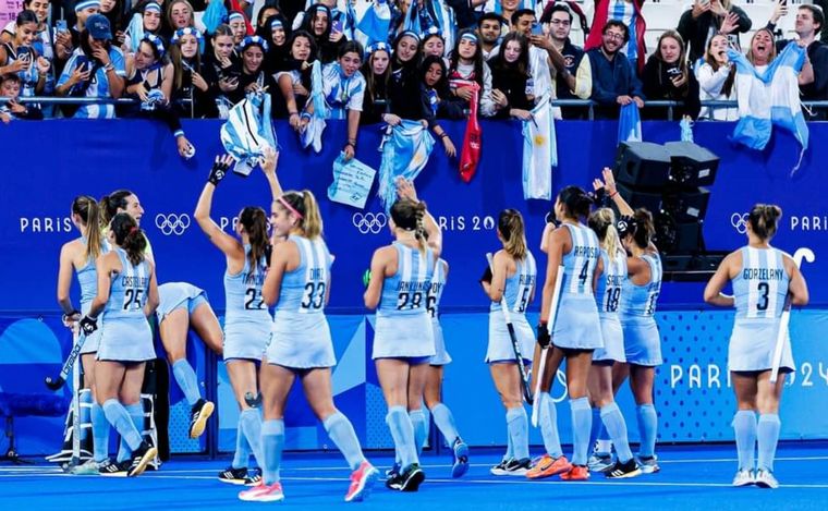 FOTO: Las Leonas le ganaron a España.