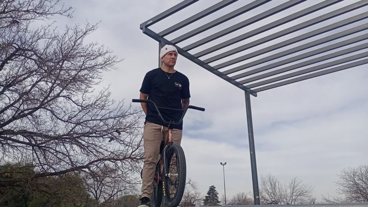 FOTO: Damián Nolasco, desde la pista de BMX en el Parque de las Naciones. 