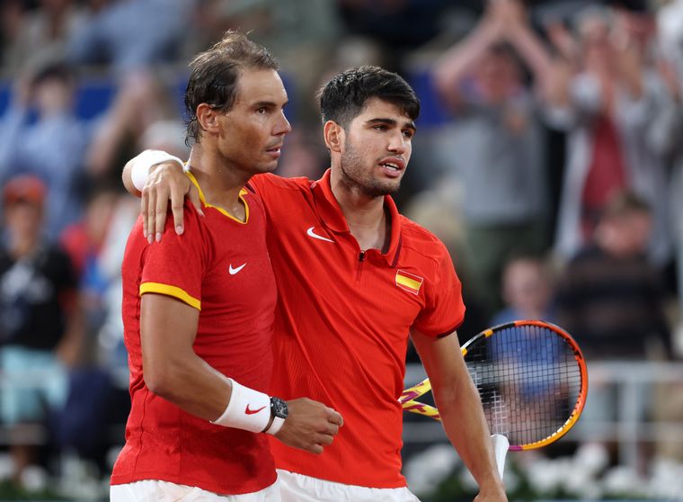 FOTO: Nadal y Alcaraz, instantes después de ser eliminados