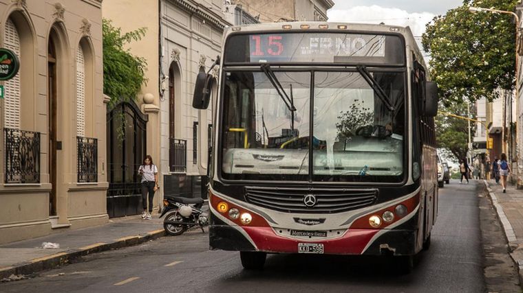 FOTO: La intendente de Paraná Rosa Romero reclama por los subsidios al transporte