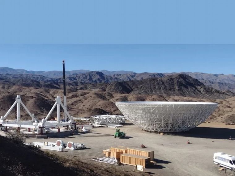 FOTO: El radiotelescopio más grande de Sudamérica y el tercero del hemisferio sur