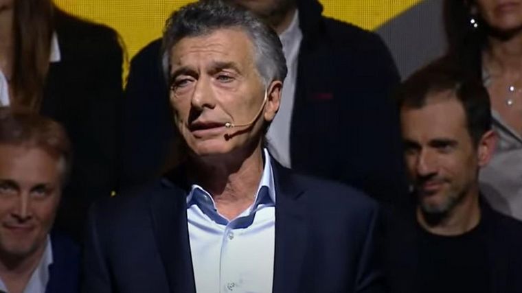 FOTO: Macri advirtió que Milei "no se quiere dejar ayudar".