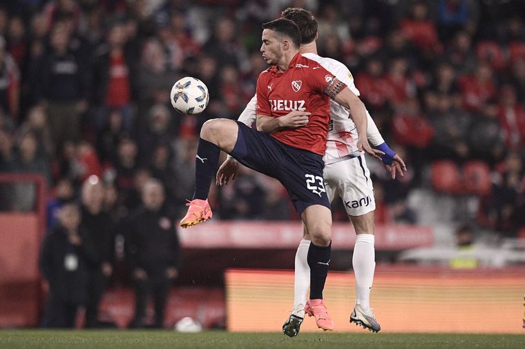 FOTO: Independiente y San Lorenzo en el Libertadores de América. (Foto: @Independiente)