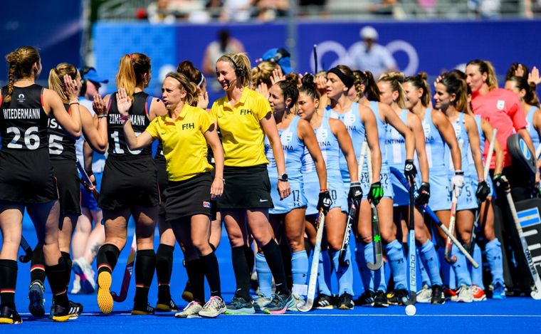 FOTO: Las Leonas le ganaron a Alemania (foto: @ArgFieldHockey)