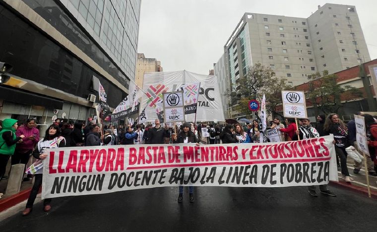 FOTO: Marcha docente en Córdoba.