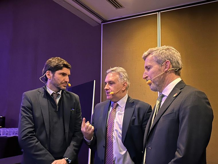 FOTO: Pullaro, Llaryora y Frigerio, en IDEA Rosario.