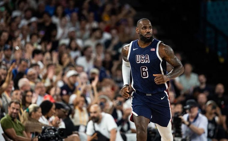 FOTO: LeBron James, el comandante del 