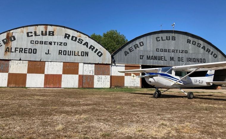 FOTO: Así era el avión de pequeño porte que se estrelló en la zona oeste de Rosario.