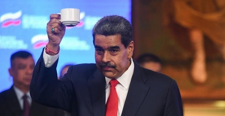 FOTO: Maduro compareció ante Tribunal Supremo por contencioso electoral