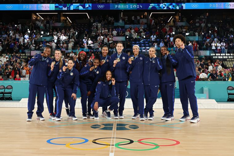 FOTO: La selección de básquet femenina de Estados Unidos ganó el oro. (Foto:Usa Basketball)