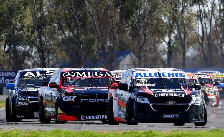 FOTO: Valentín aguirre le dio a Chevrolet la primer victoria en TC Pick Up.