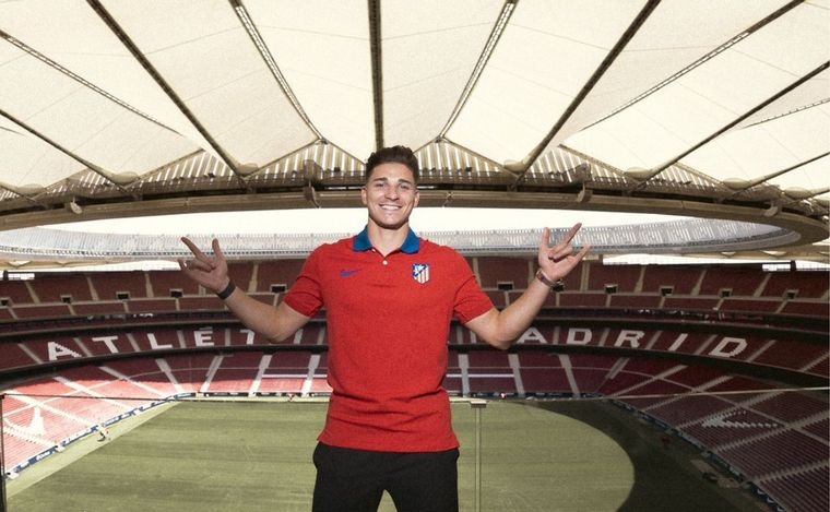 FOTO: Julián, en su nueva casa. (Foto:@Atleti)