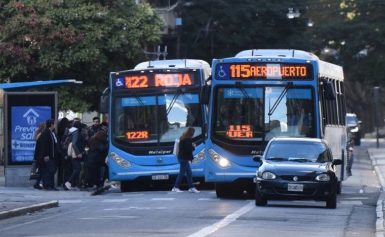 FOTO: El funcionamiento del transporte público, bajo la lupa.