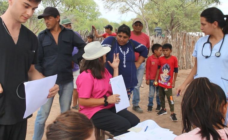 FOTO: El documental de estudiantes cordobeses que da voz a la realidad wichí en Salta