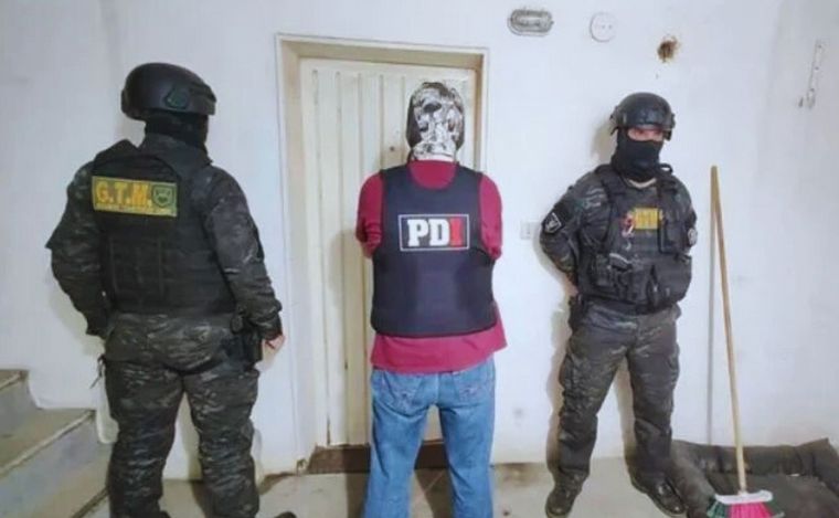 FOTO: Allanado es detenido por la Policía de Investigaciones (PDI).