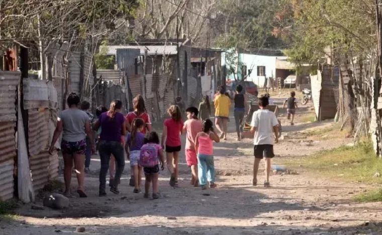 FOTO: El 63% de los niños y adolescentes son pobres en Argentina. (Foto: archivo/NA)