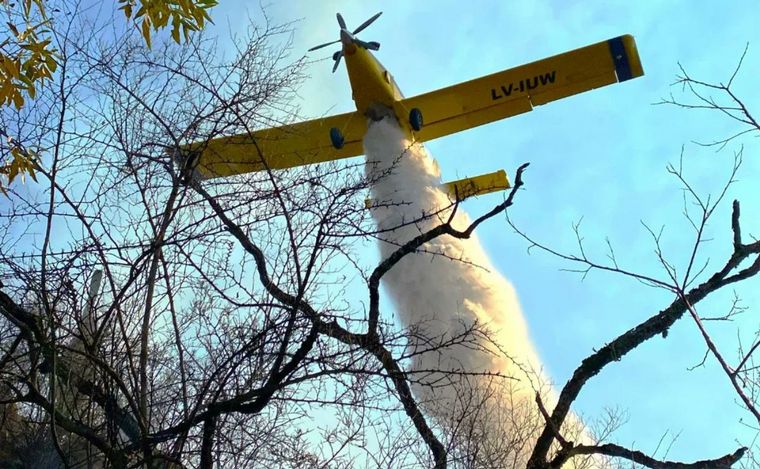 FOTO: Buscan un avión hidrante en La Rioja. (Foto:@instdeambiente)