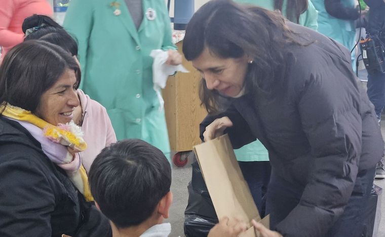 FOTO: Postales de la jornada de reparto de juguetes.