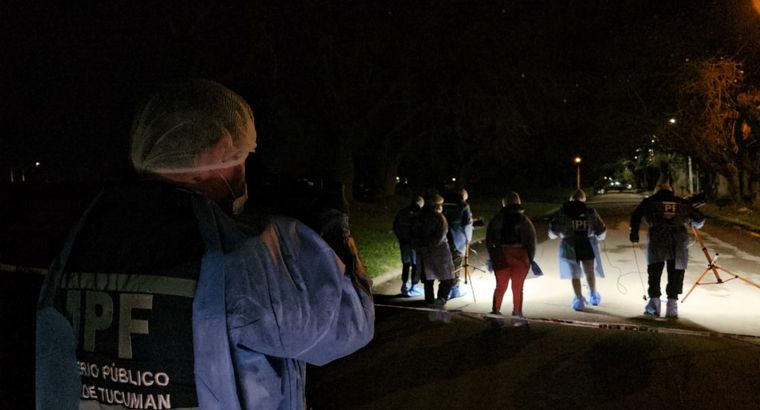 FOTO: Tucumán: padre e hijo fueron asesinados a tiros mientras circulaban en moto