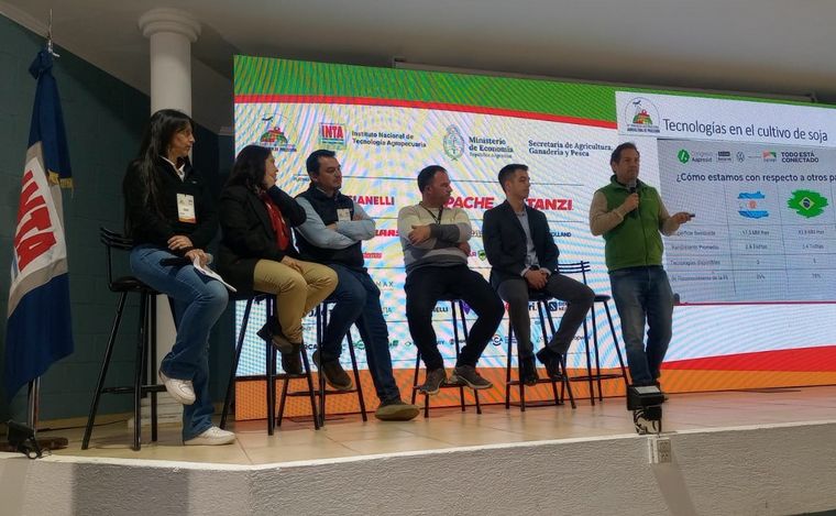 FOTO: Congreso de Agricultura de Precisión en el INTA