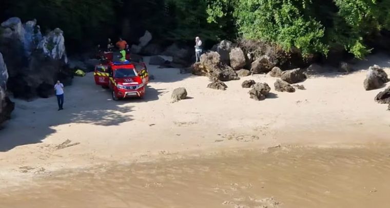 FOTO: Encontraron muerto a un argentino en una playa de España