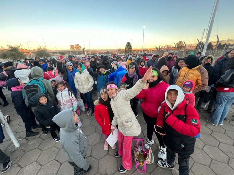 FOTO: El Día del Niño se vive en el Kempes de la mano de Cadena 3.