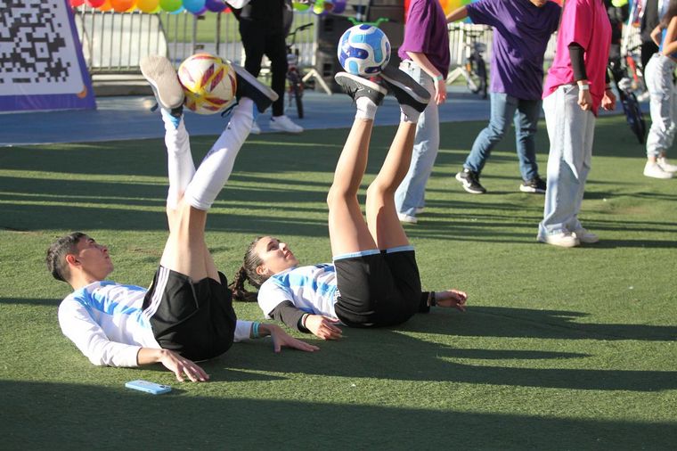 FOTO: Color y alegría en el Kempes por el Día del Niño de Cadena 3