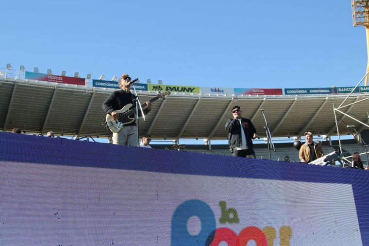 FOTO: Color y alegría en el Kempes por el Día del Niño de Cadena 3