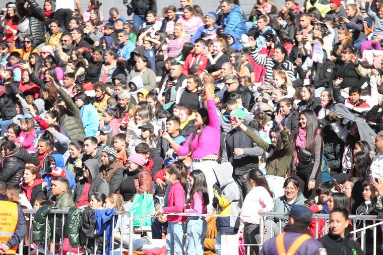 FOTO: Color y alegría en el Kempes por el Día del Niño de Cadena 3