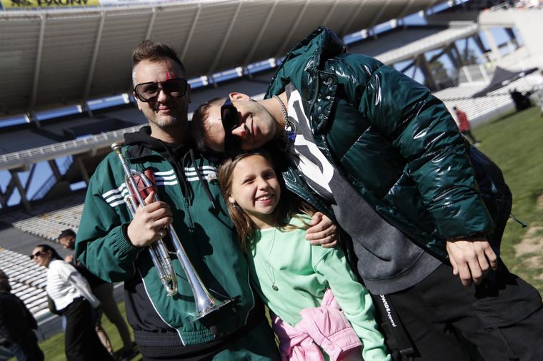 FOTO: Color y alegría en el Kempes por el Día del Niño de Cadena 3