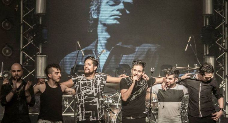 FOTO: Planeador V homenajea a Soda y Cerati