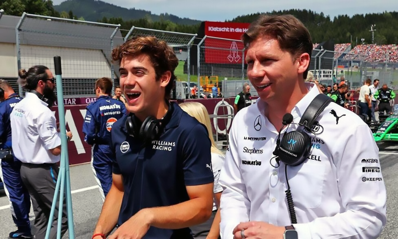 FOTO: Franco Colapinto junto a James Vowles, jefe de Williams Racing.