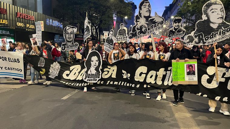 FOTO: Marcha contra el gatillo fácil en Córdoba. 