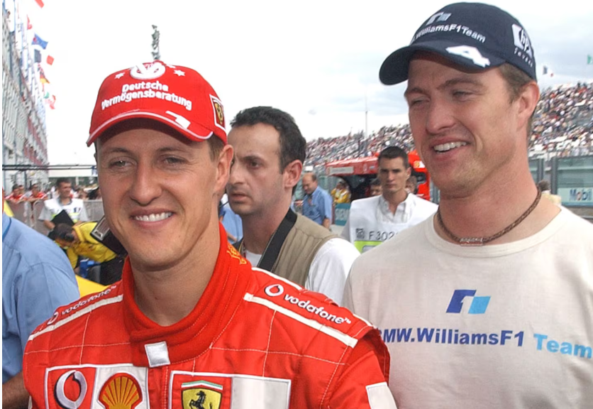 FOTO: Michael Schumacher junto a su hermano, Ralf