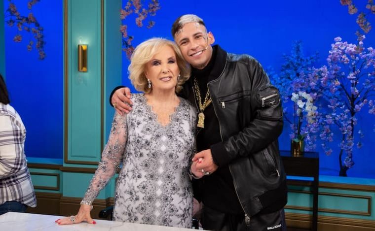 FOTO: L-Gante y Mirtha en el programa de 