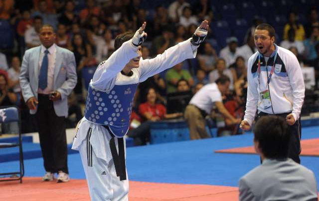 FOTO: Crismanich festeja el oro en Guadalajara.