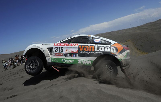 FOTO: Gendarmería también disfruta del Dakar